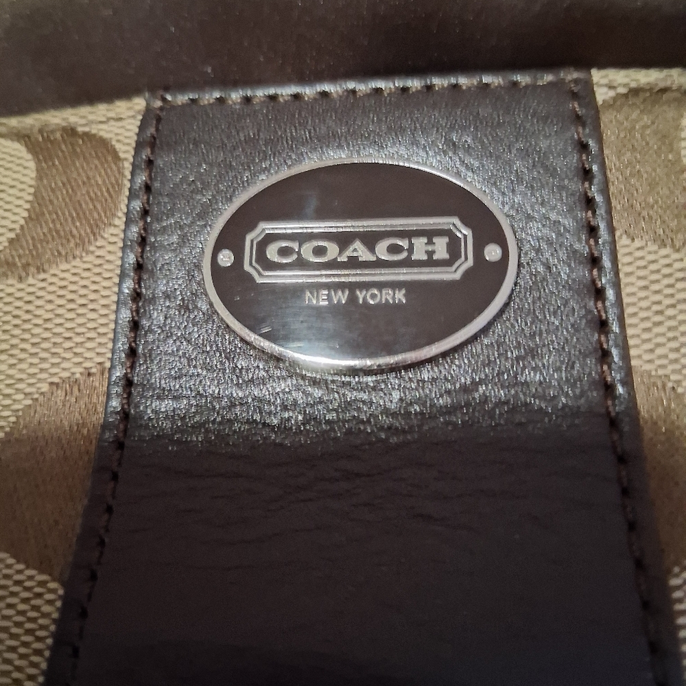 SOLD** Coach Brown Crossbody Bag with Signature Monogram EUC Smoke Free Home - Picture 7 of 7